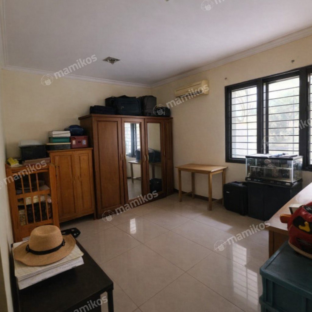 Rumah Sertifikat SHM 4 Kamar Tidur 3 Kamar Mandi Pulomas Jakarta Timur - Photo 4