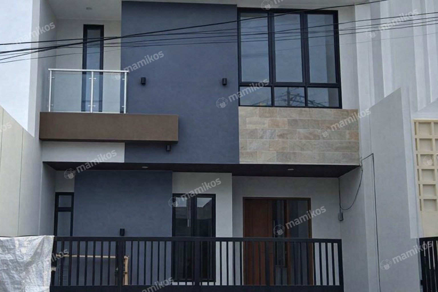 Rumah Sertifikat SHM 3 Kamar Tidur 3 Kamar Mandi Villa Meruya Jakarta Barat