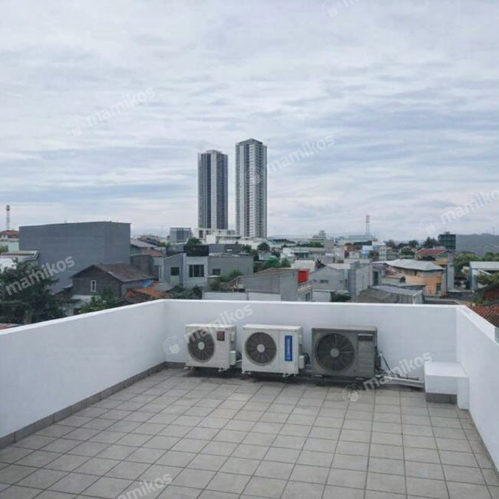 Rumah Sertifikat SHM 4 Kamar Tidur 3 Kamar Mandi Taman Ratu Jakarta Barat - Photo 4