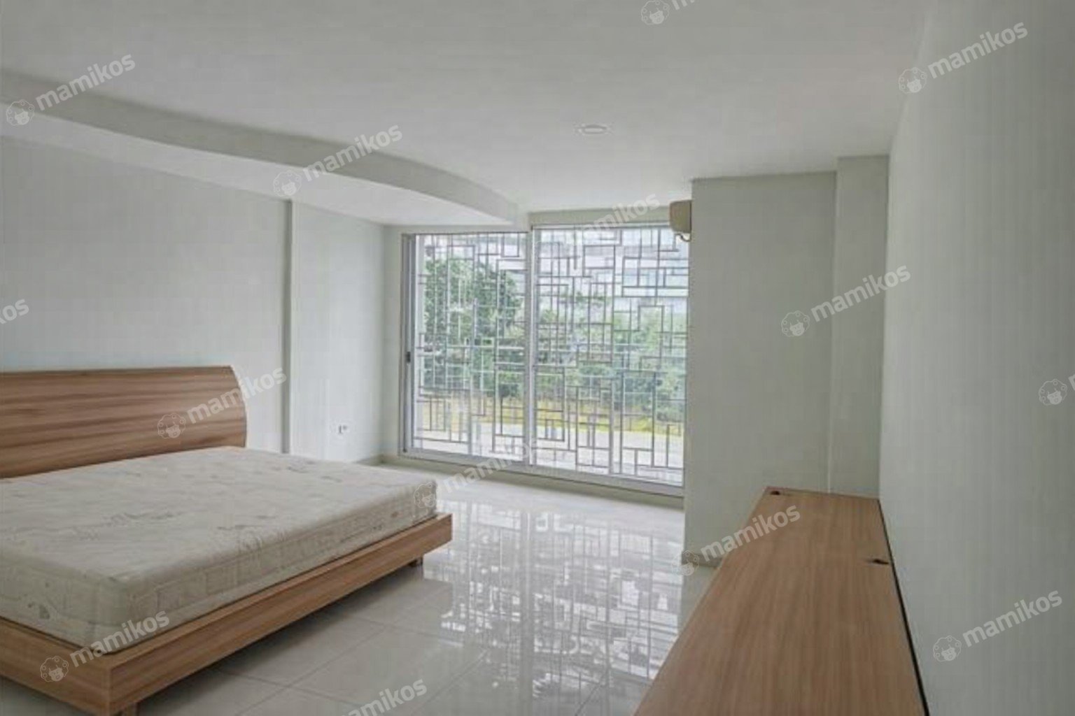 Rumah Sertifikat SHM 7 Kamar Tidur 7 Kamar Mandi Citra Garden Jakarta Barat