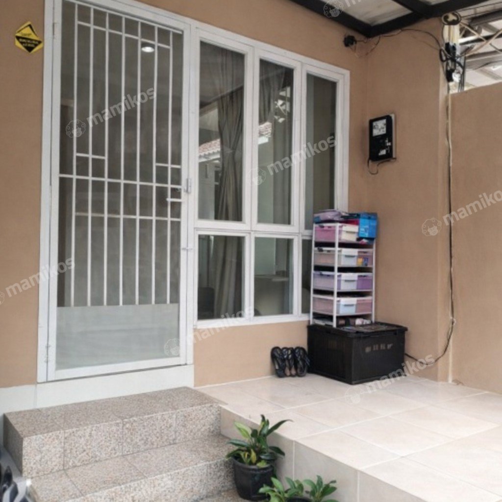 Rumah Sertifikat SHM 4 Kamar Tidur 2 Kamar Mandi Duri Kepa Jakarta Barat - Photo 2