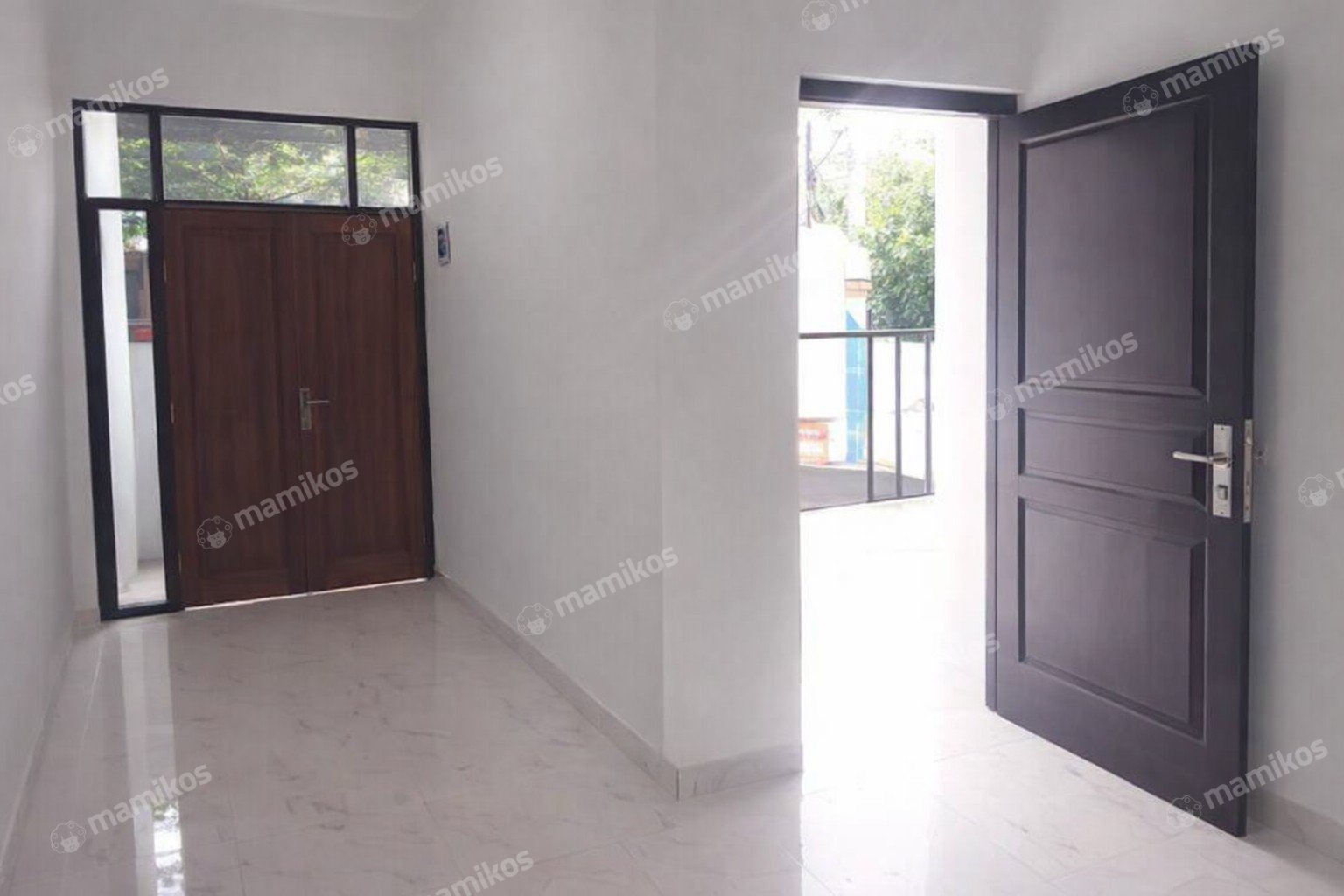 Rumah Sertifikat SHM 4 Kamar Tidur 3 Kamar Mandi Kuningan Jakarta Selatan