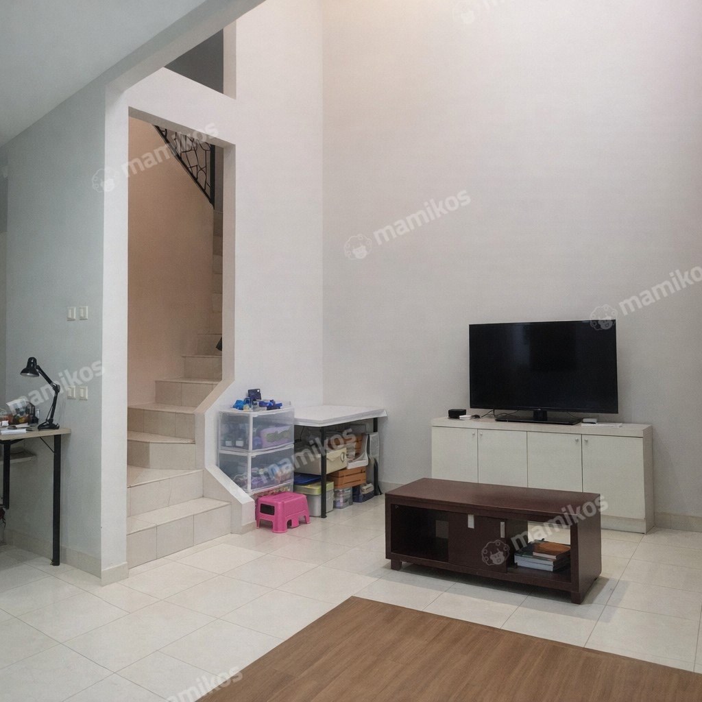 Rumah Sertifikat SHM 5 Kamar Tidur 3 Kamar Mandi Kota Wisata Jakarta Timur - Photo 3