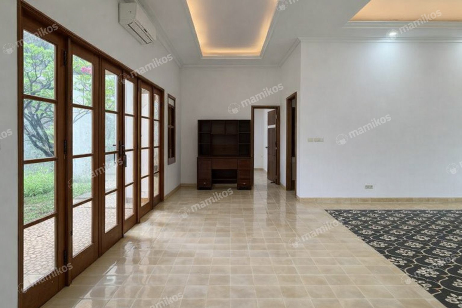 Rumah Sertifikat SHM 5 Kamar Tidur 3 Kamar Mandi Wijaya Jakarta Selatan