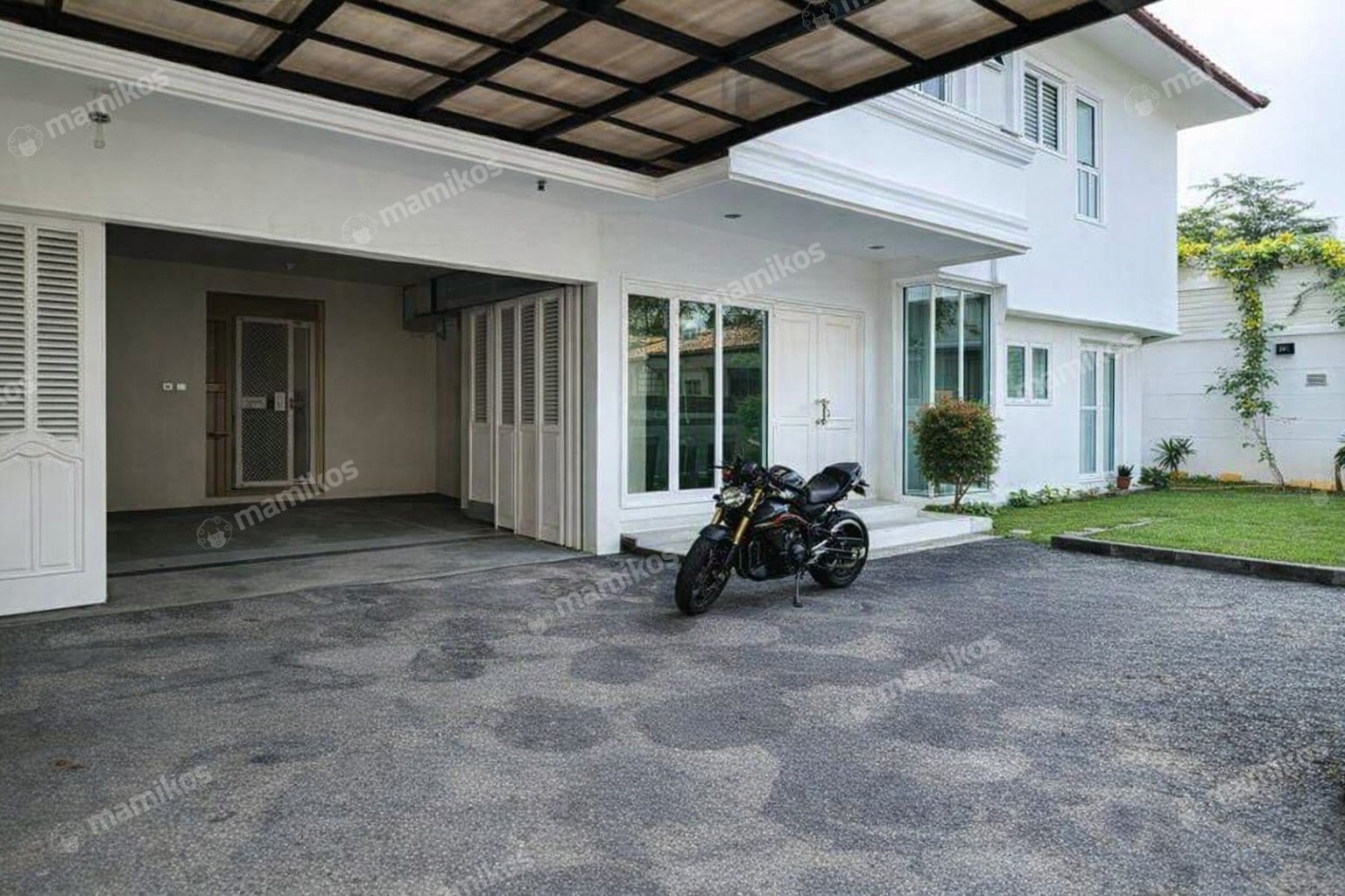 Rumah Sertifikat SHM 5 Kamar Tidur 4 Kamar Mandi Ampera Jakarta Selatan