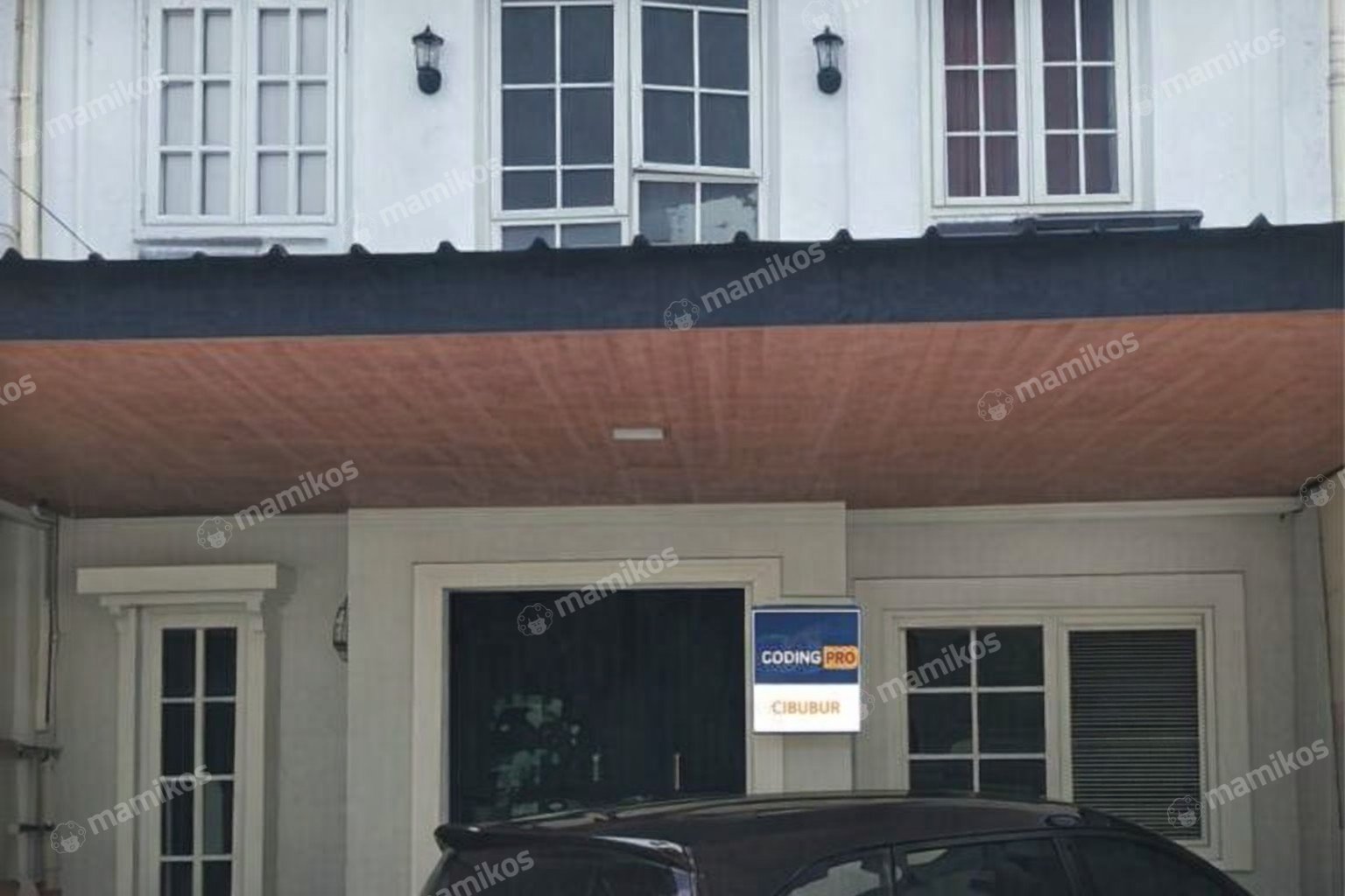 Rumah Sertifikat SHM 3 Kamar Tidur 3 Kamar Mandi Raffles Hills Jakarta Timur