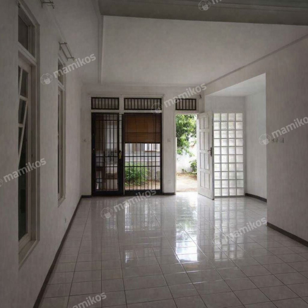 Rumah Sertifikat SHM 4 Kamar Tidur 4 Kamar Mandi Kebon Jeruk Jakarta Barat - Photo 5