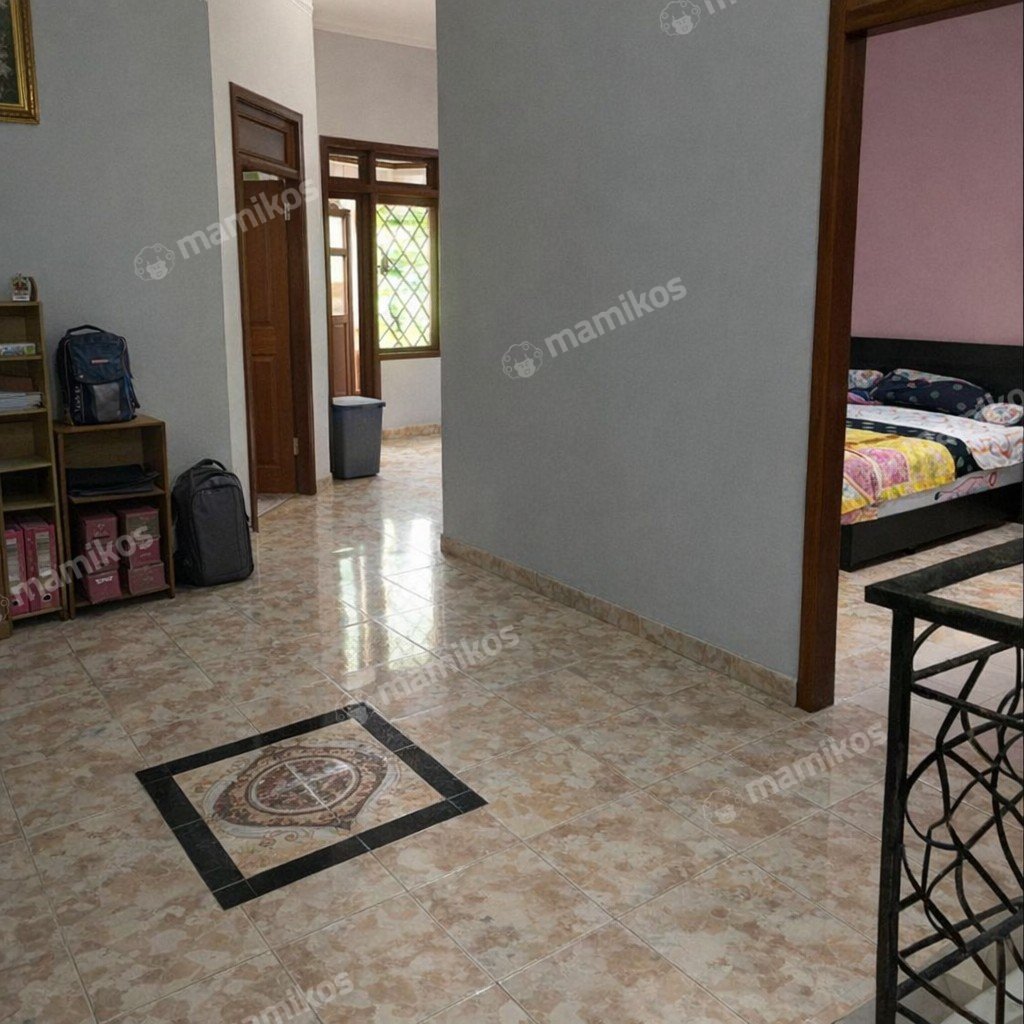 Rumah Sertifikat SHM 4 Kamar Tidur 3 Kamar Mandi Grogol Petamburan Jakarta Barat - Photo 3