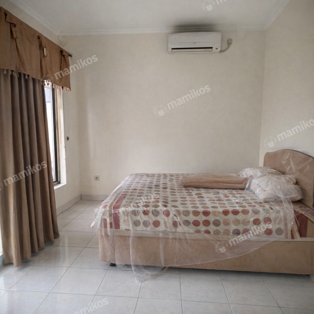 Rumah Sertifikat SHM 3 Kamar Tidur 2 Kamar Mandi Legenda Wisata Jakarta Timur - Photo 4