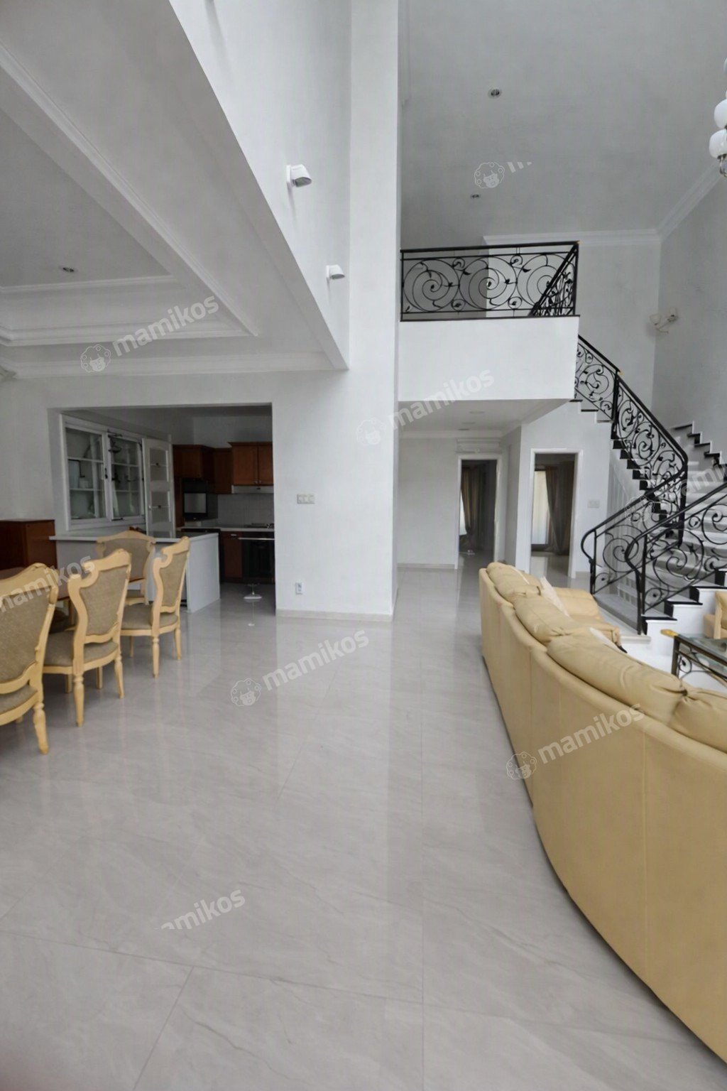 Rumah 4 Kamar Tidur 3 Kamar Mandi 1 Lantai Pantai Indah Kapuk Jakarta Utara - Photo 5