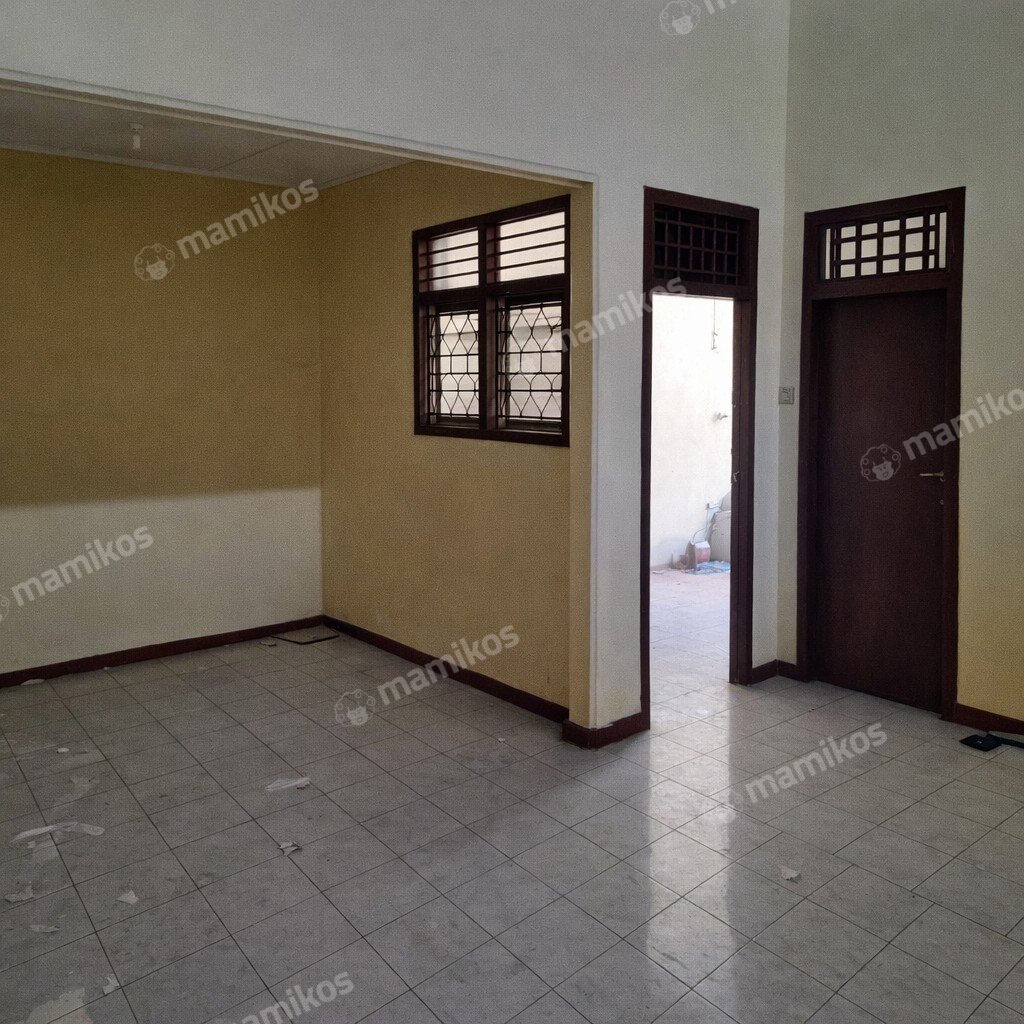 Rumah Sertifikat SHM 5 Kamar Tidur 3 Kamar Mandi Tanjung Duren Jakarta Barat - Photo 2