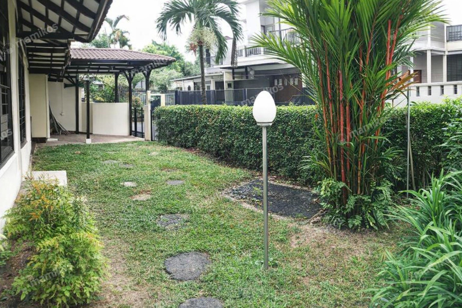 Rumah 5KT 3KM Joglo Jakarta Barat