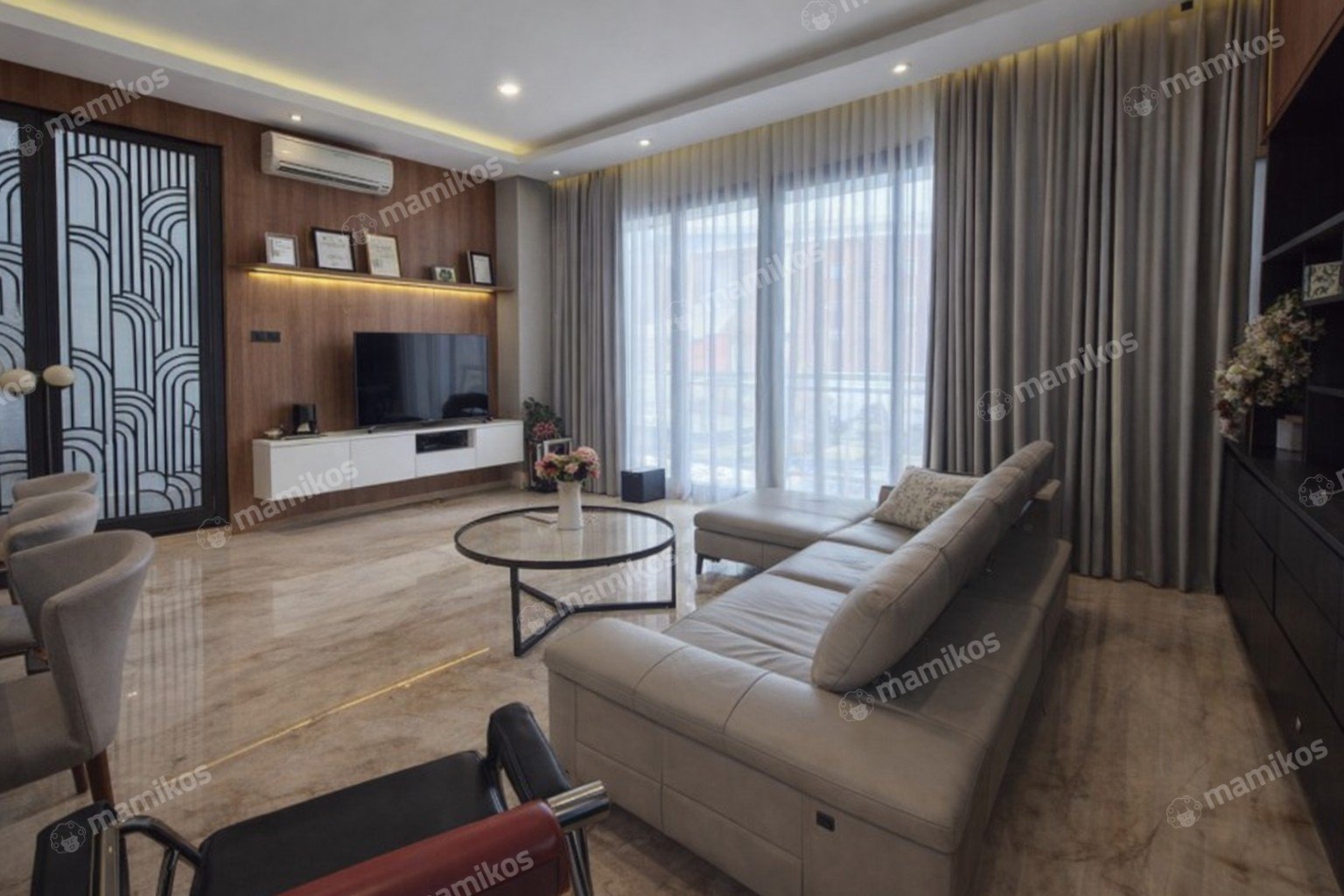 Rumah Sertifikat SHM 4 Kamar Tidur 4 Kamar Mandi Kembangan Jakarta Barat