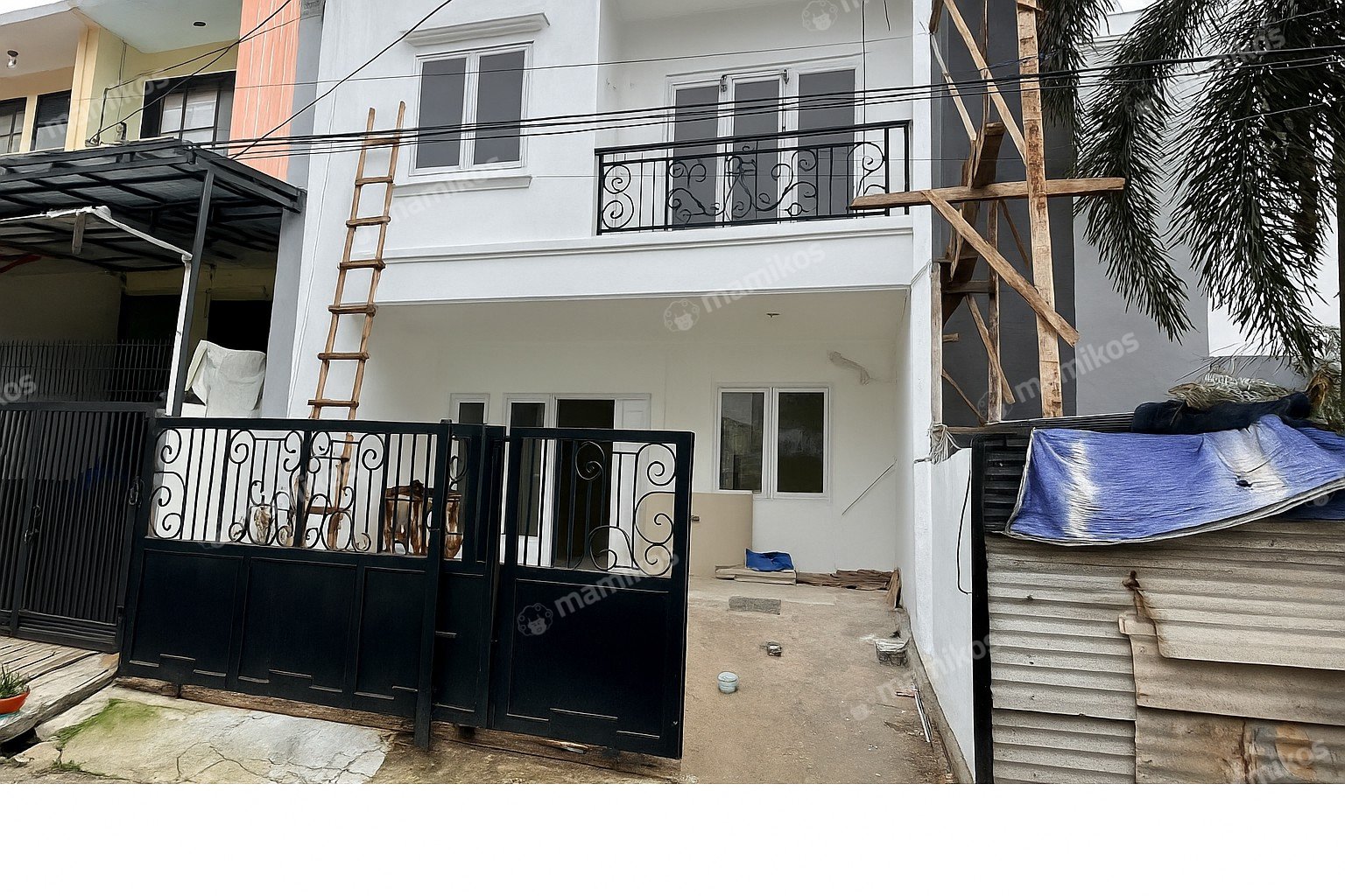 Rumah Sertifikat SHM 4 Kamar Tidur 4 Kamar Mandi Duri Kepa Jakarta Barat