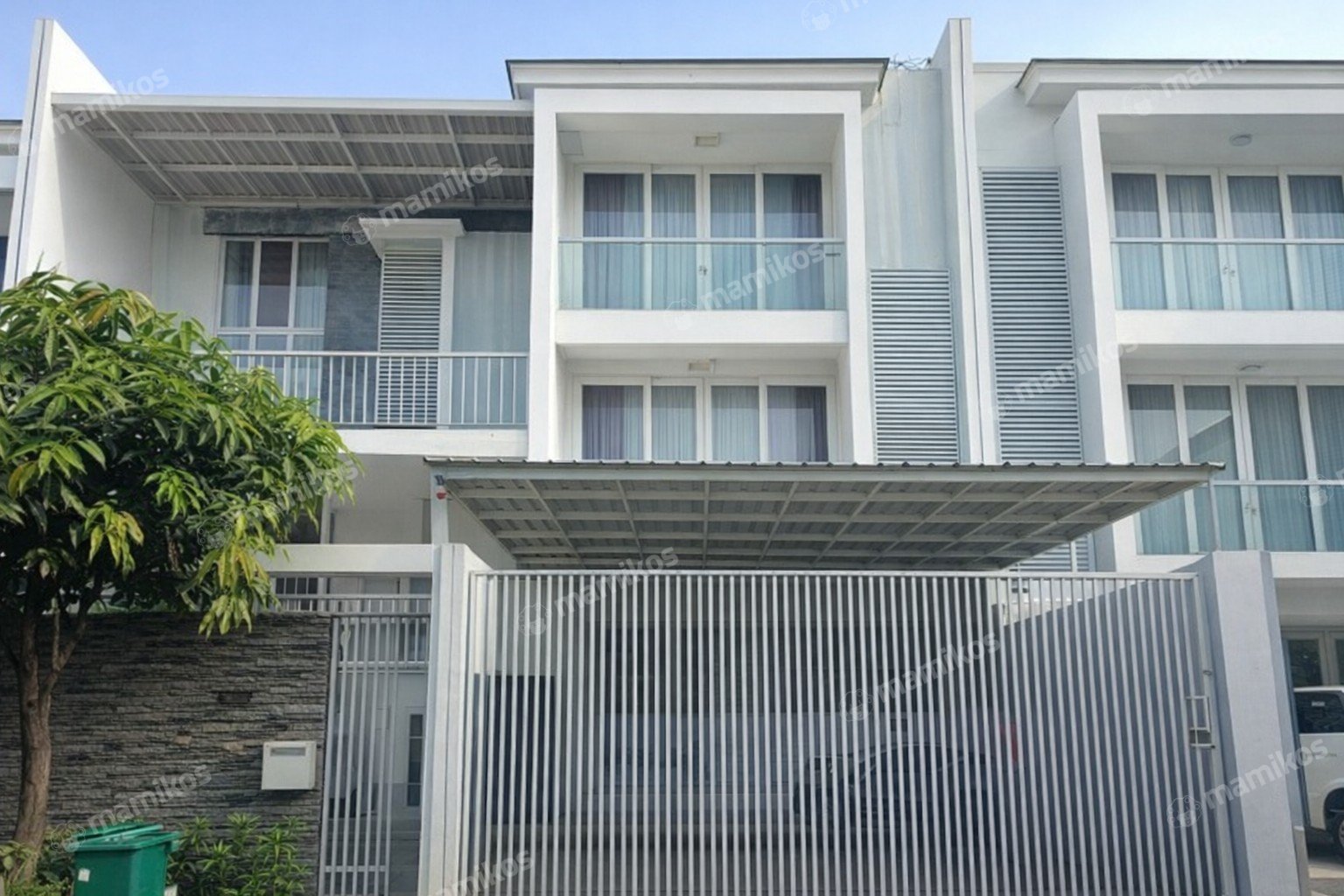 Rumah Sertifikat SHM 5 Kamar Tidur 4 Kamar Mandi Citra Garden Jakarta Barat