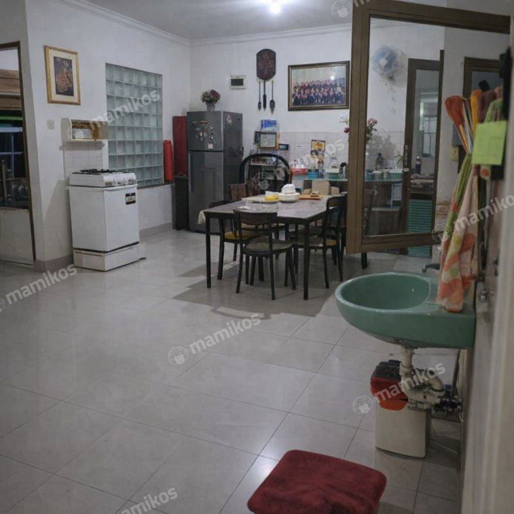 Rumah Sertifikat SHM 5 Kamar Tidur 4 Kamar Mandi Duri Kepa Jakarta Barat - Photo 5