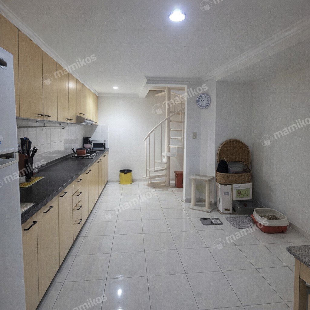 Rumah Sertifikat SHM 4 Kamar Tidur 4 Kamar Mandi Pantai Indah Kapuk Jakarta Utara - Photo 4