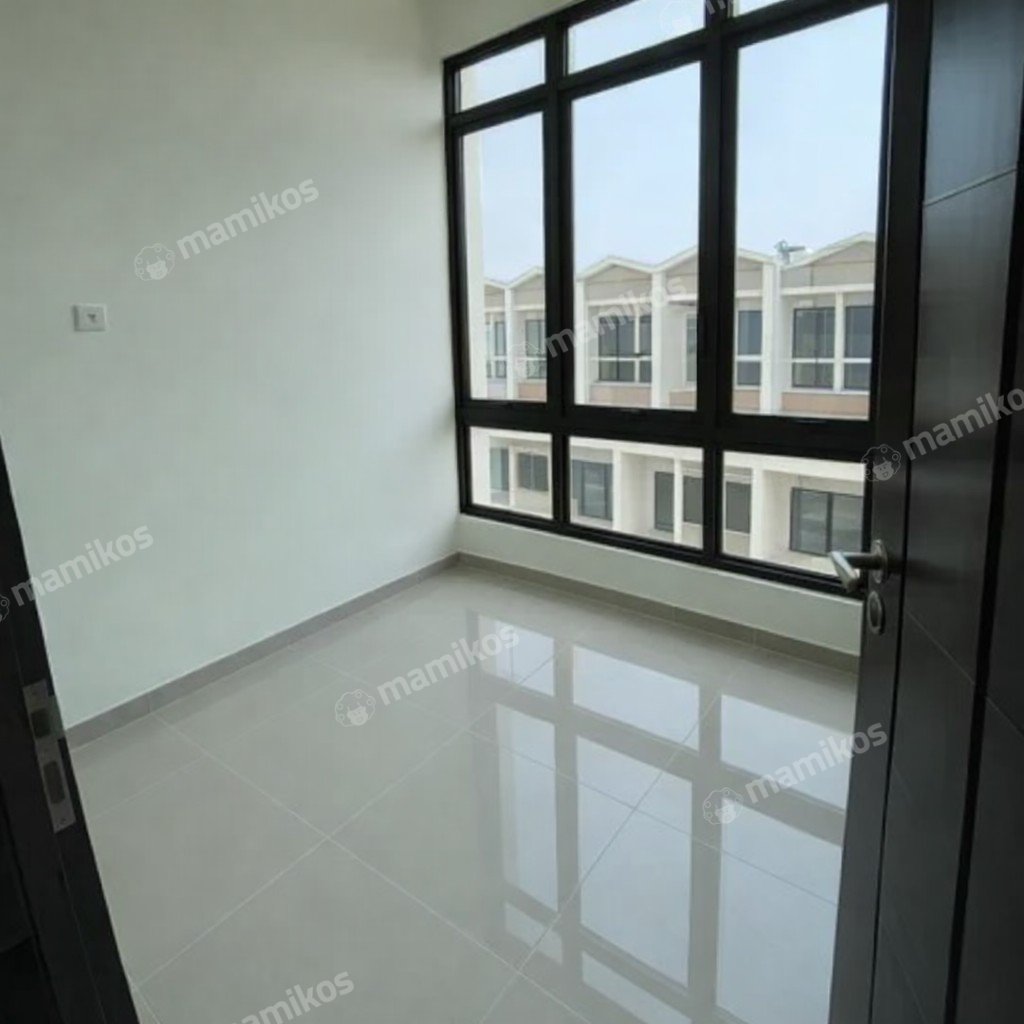 Rumah Sertifikat SHM 4 Kamar Tidur 3 Kamar Mandi Daan Mogot Jakarta Barat - Photo 3
