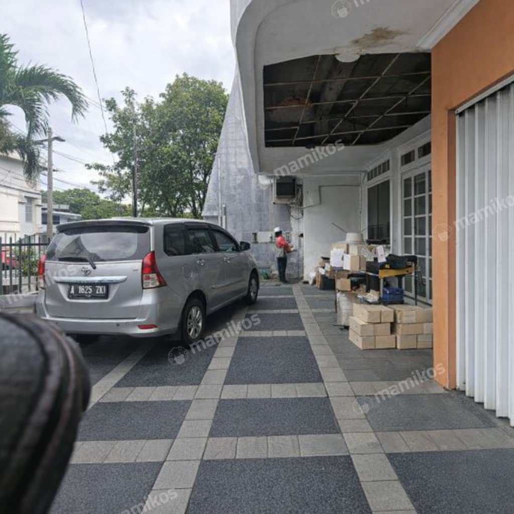 Rumah Sertifikat SHM 4 Kamar Tidur 4 Kamar Mandi Green garden Jakarta Barat - Photo 2