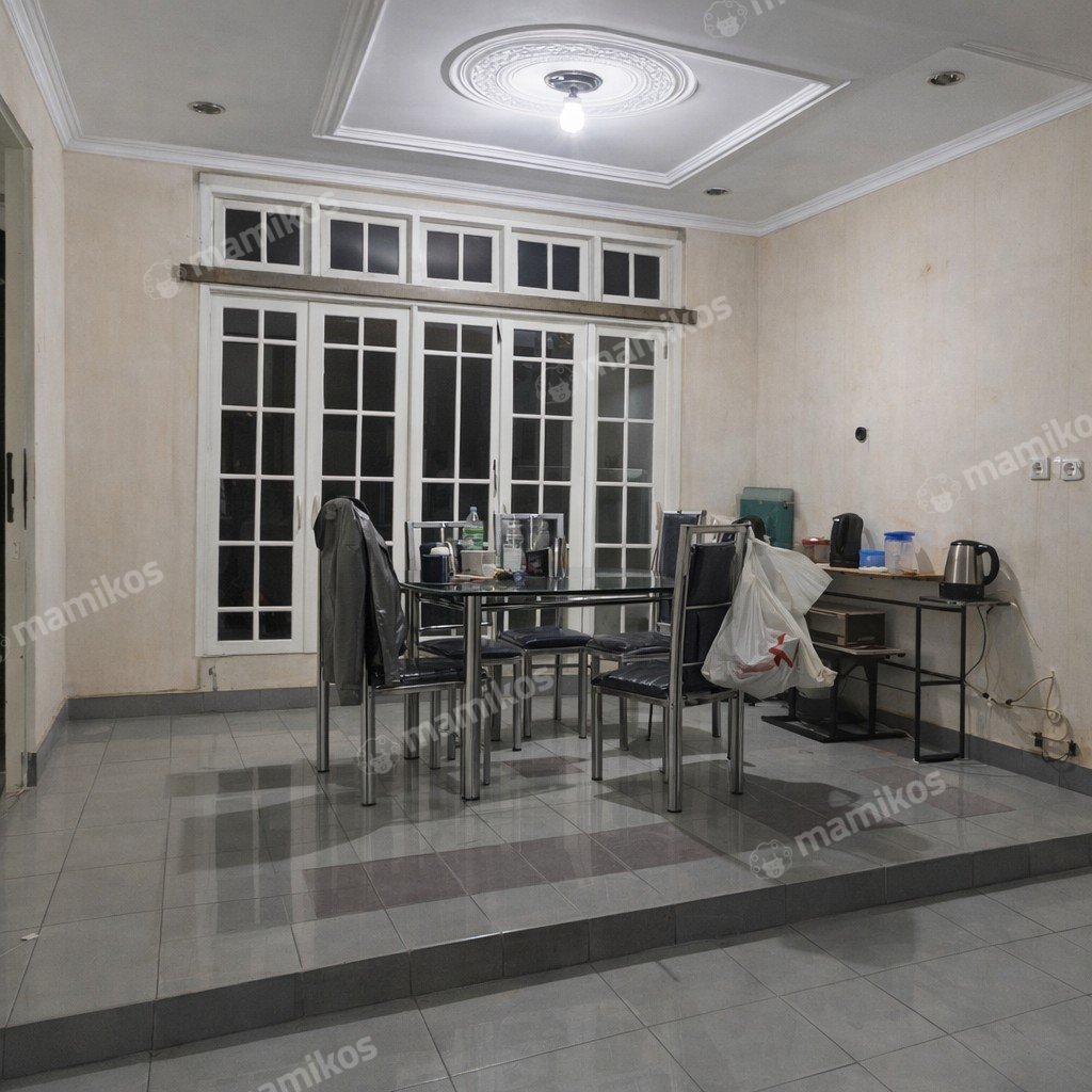 Rumah Sertifikat SHM 4 Kamar Tidur 4 Kamar Mandi Green garden Jakarta Barat - Photo 5