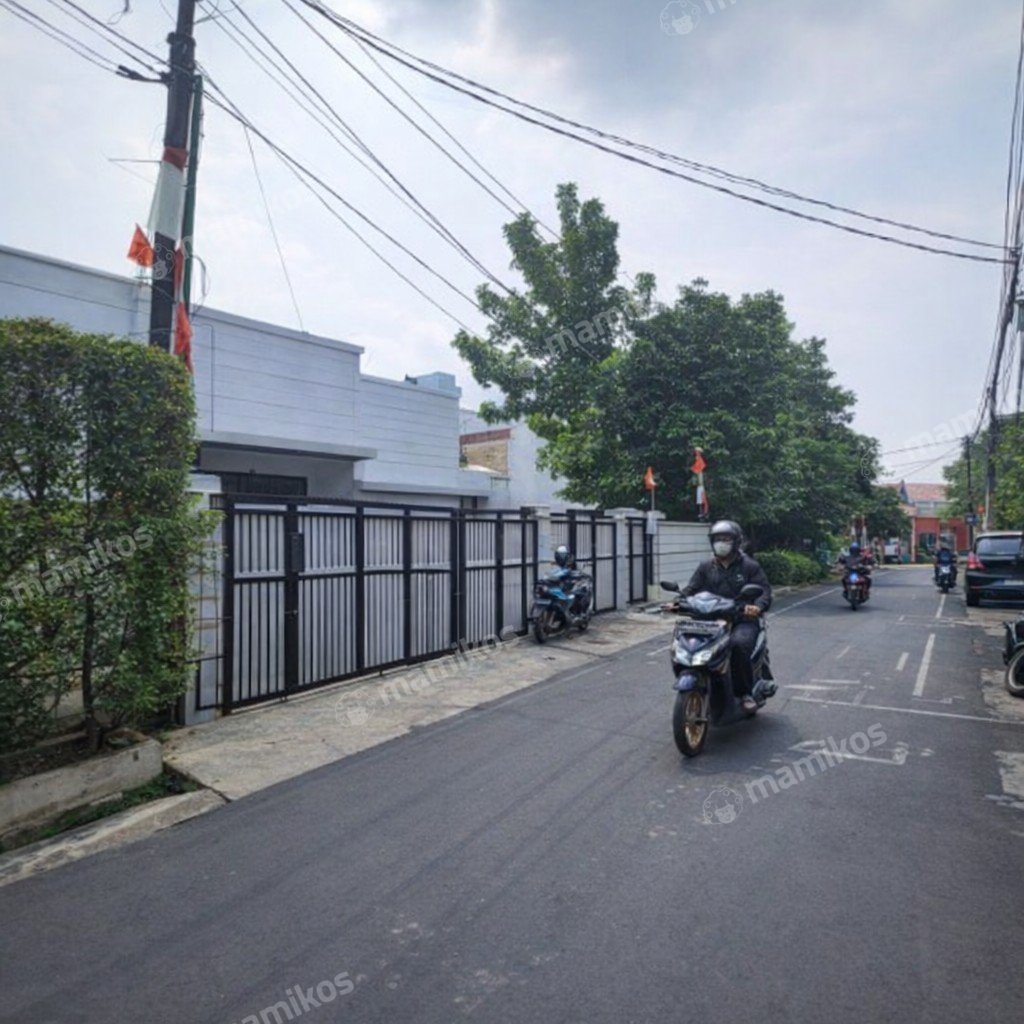 Rumah 5KT 5KM Kebayoran Lama Jakarta Selatan - Photo 4