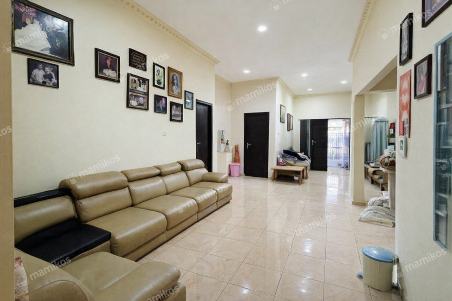Rumah Sertifikat SHM 3 Kamar Tidur 3 Kamar Mandi Alfa Indah Jakarta Barat