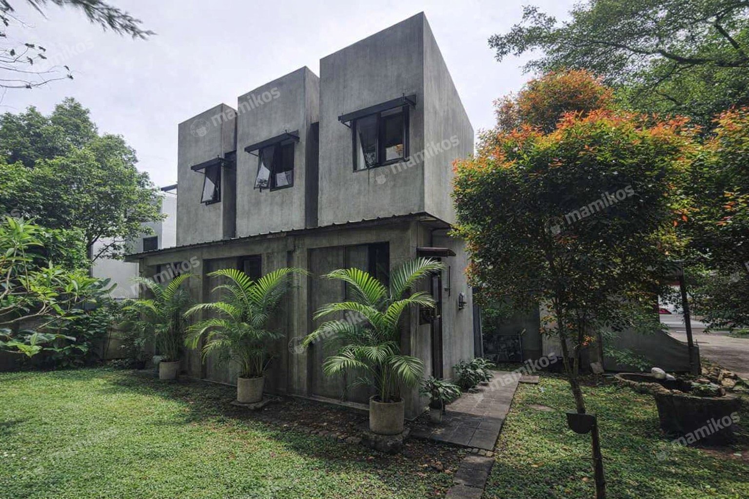 Rumah Sertifikat SHM 3 Kamar Tidur 3 Kamar Mandi Veteran Jakarta Selatan