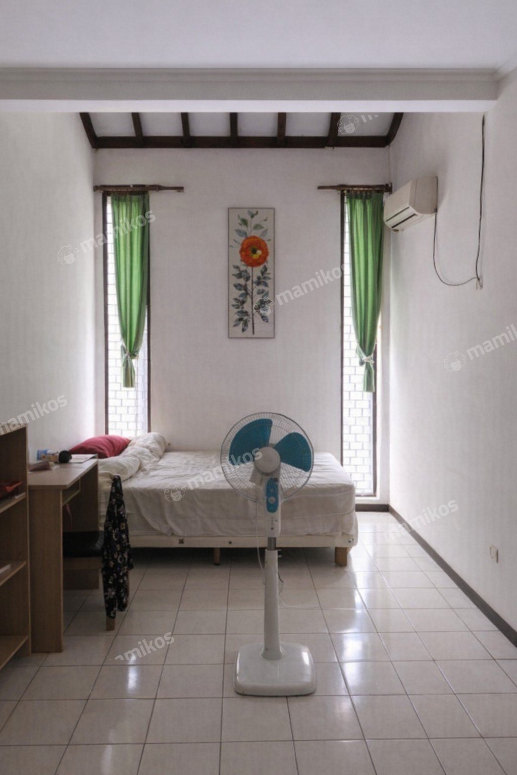 Rumah Sertifikat SHM 4 Kamar Tidur 3 Kamar Mandi Kelapa Gading Jakarta Utara - Photo 2