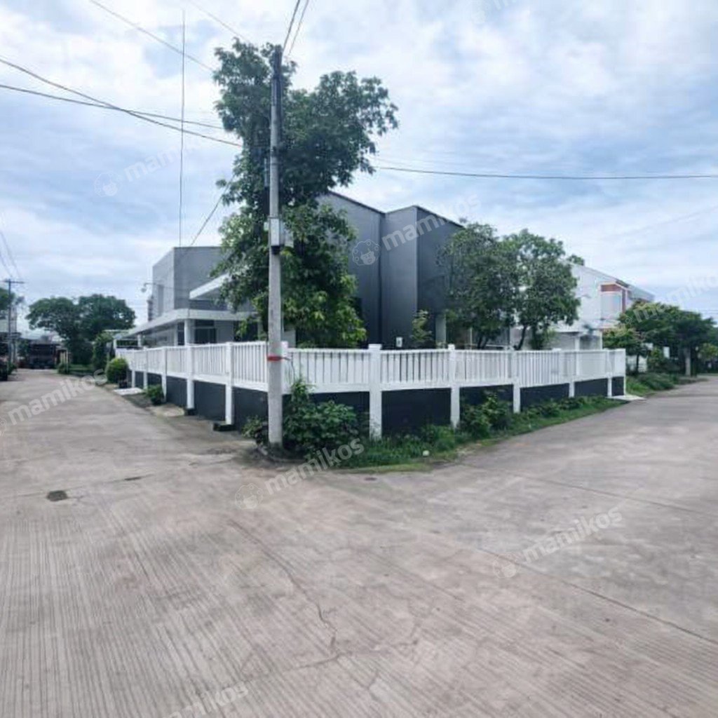 Rumah Sertifikat SHM 3 Kamar Tidur 3 Kamar Mandi Kelapa Gading Jakarta Utara - Photo 2