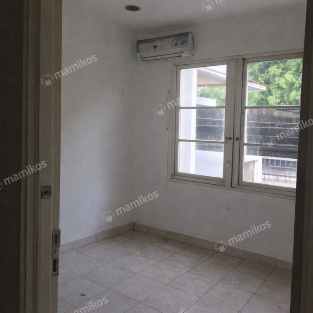 Rumah Sertifikat SHM 3 Kamar Tidur 3 Kamar Mandi Kelapa Gading Jakarta Utara - Photo 3