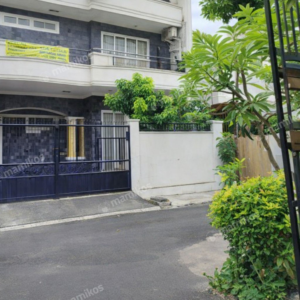 Rumah Sertifikat SHM 5 Kamar Tidur 4 Kamar Mandi Pulo Gadung Jakarta Timur - Photo 2