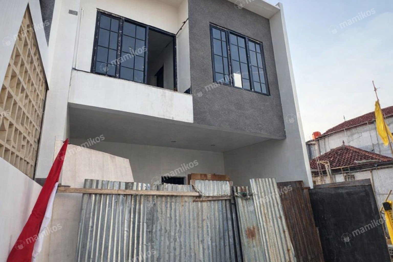Rumah Sertifikat SHM 3 Kamar Tidur 2 Kamar Mandi Jati Padang Jakarta Selatan