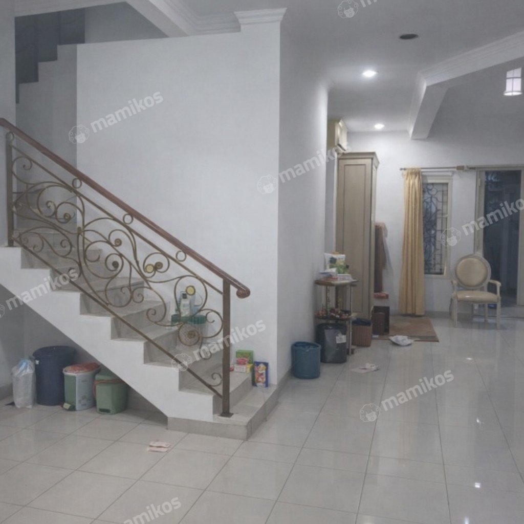 Rumah Sertifikat SHM 5 Kamar Tidur 5 Kamar Mandi Kembangan Jakarta Barat - Photo 2