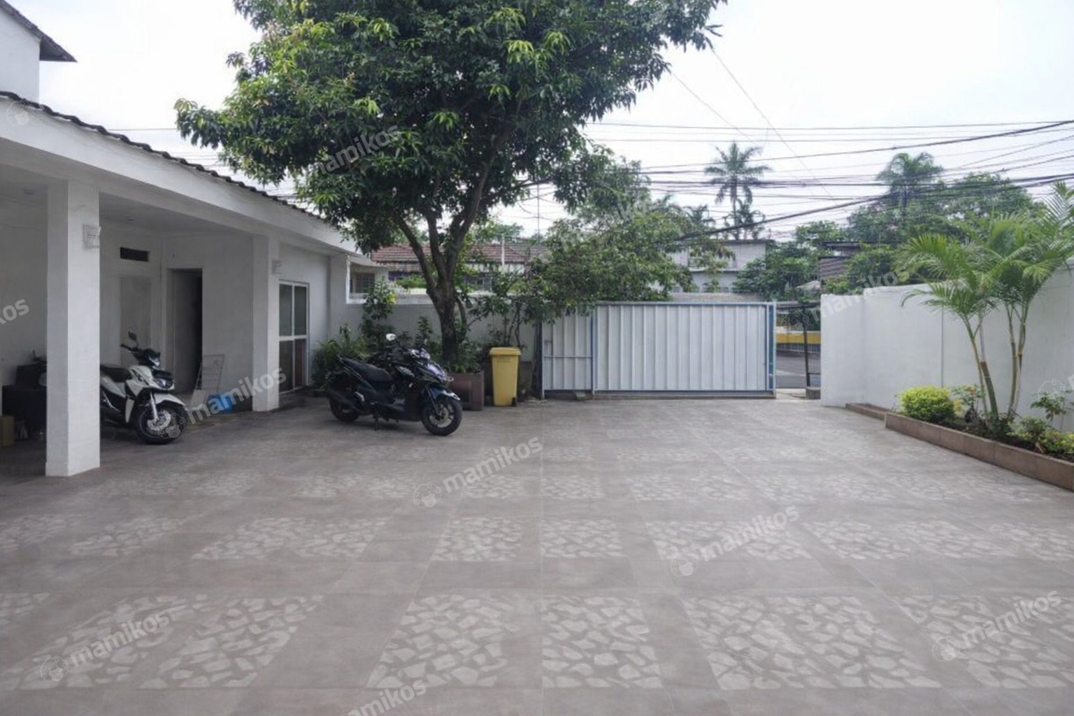Rumah Sertifikat SHM 15 Kamar Tidur 5 Kamar Mandi Jati Padang Jakarta Selatan - Photo 2