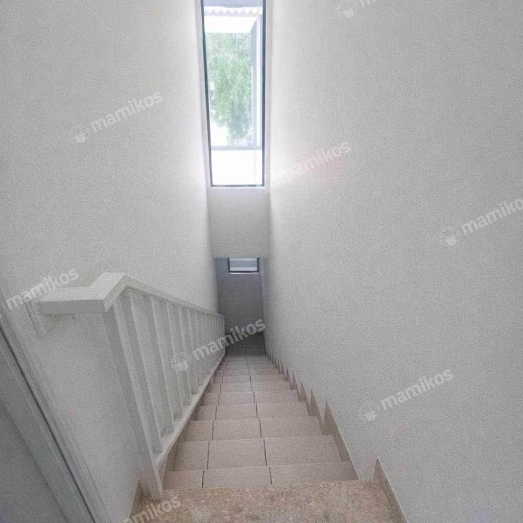 Rumah Sertifikat SHM 3 Kamar Tidur 3 Kamar Mandi Pantai Indah Kapuk Jakarta Utara - Photo 5