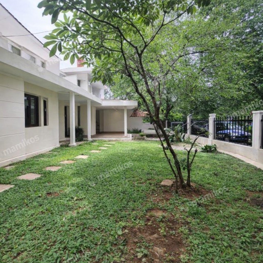 Rumah Sertifikat SHM 9 Kamar Tidur 4 Kamar Mandi Kebayoran Baru Jakarta Selatan - Photo 3