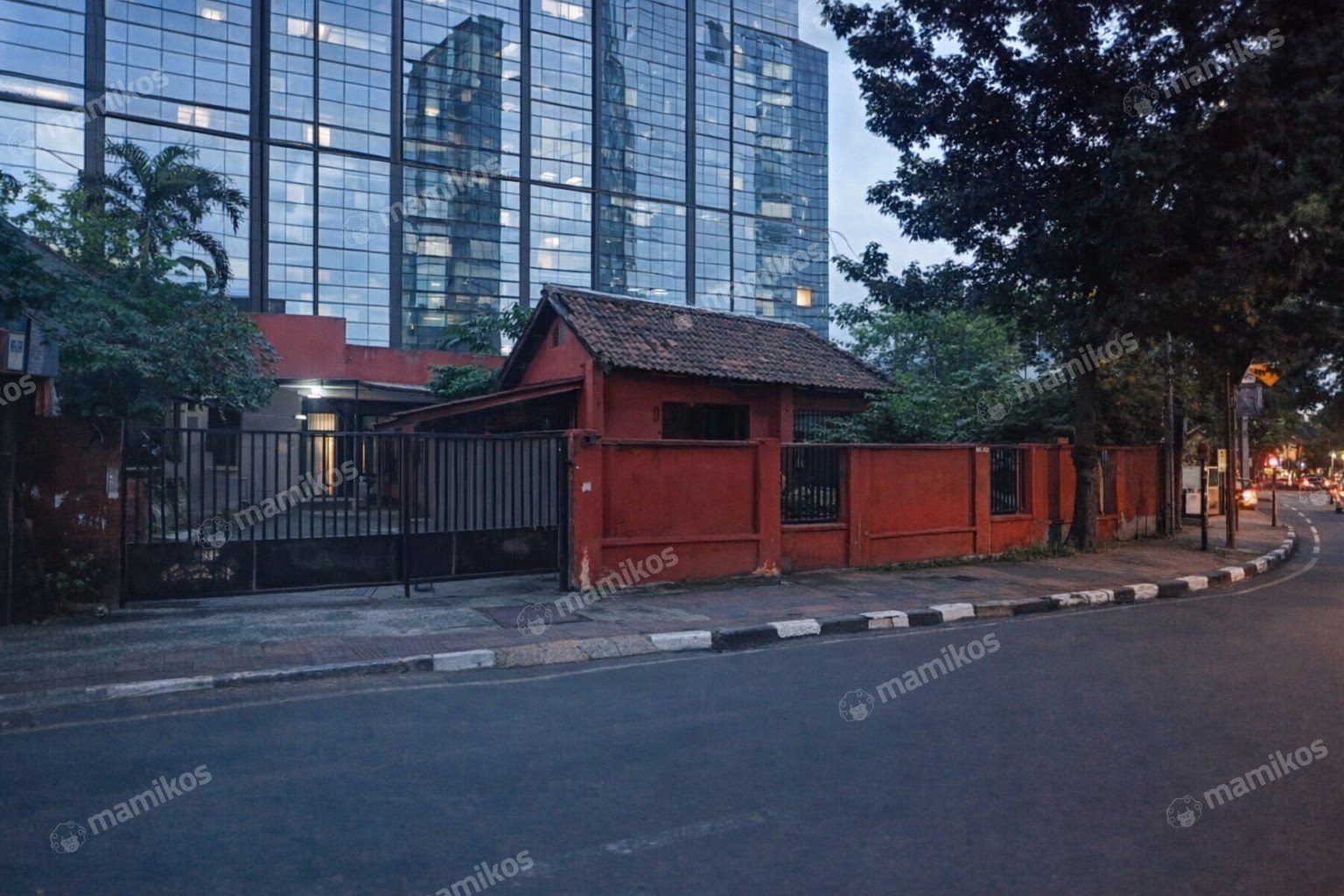 Rumah Sertifikat SHM 2 Kamar Tidur 3 Kamar Mandi Pancoran Jakarta Selatan - Photo 2