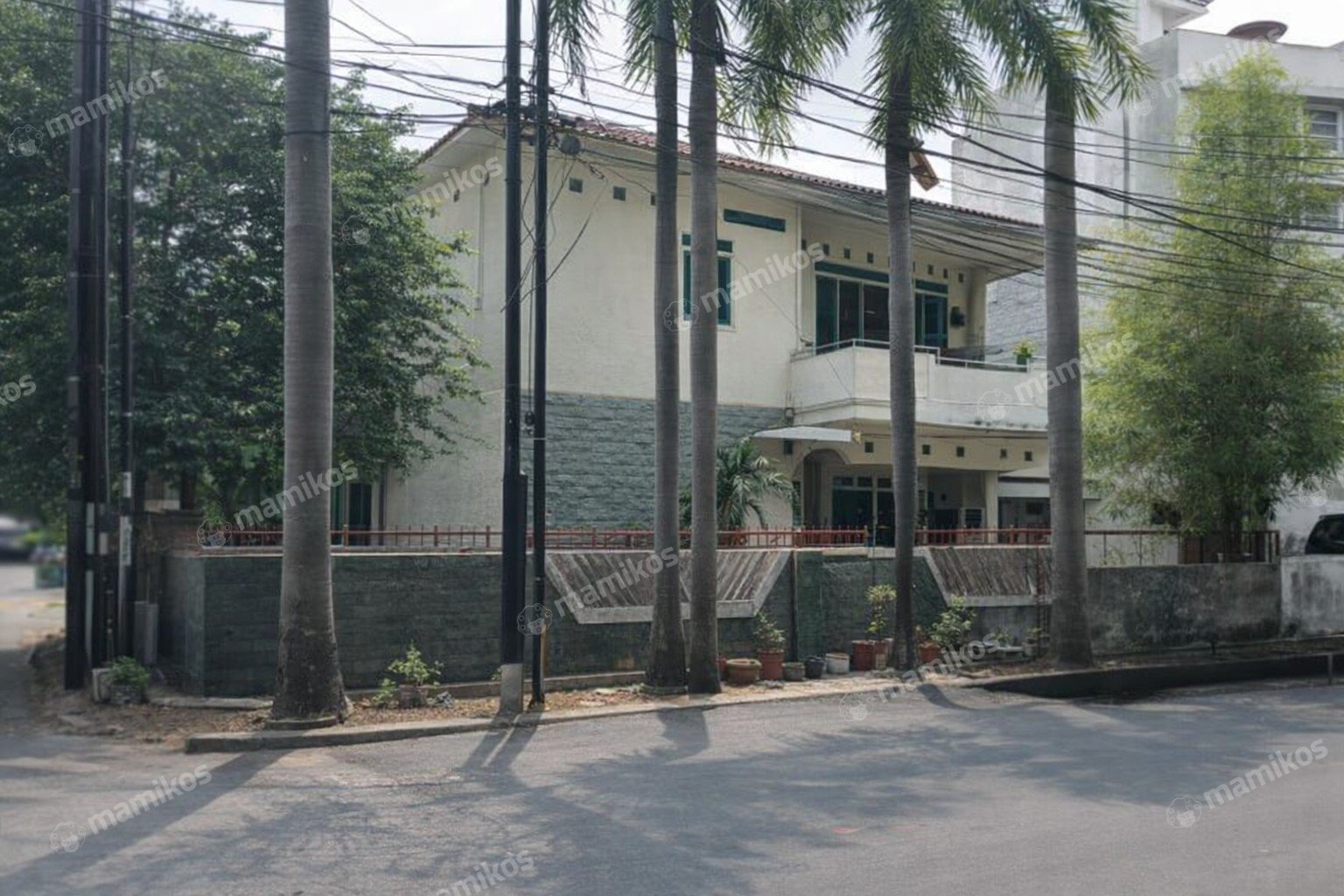 Rumah Sertifikat SHM 5 Kamar Tidur 3 Kamar Mandi Muara Karang Jakarta Utara