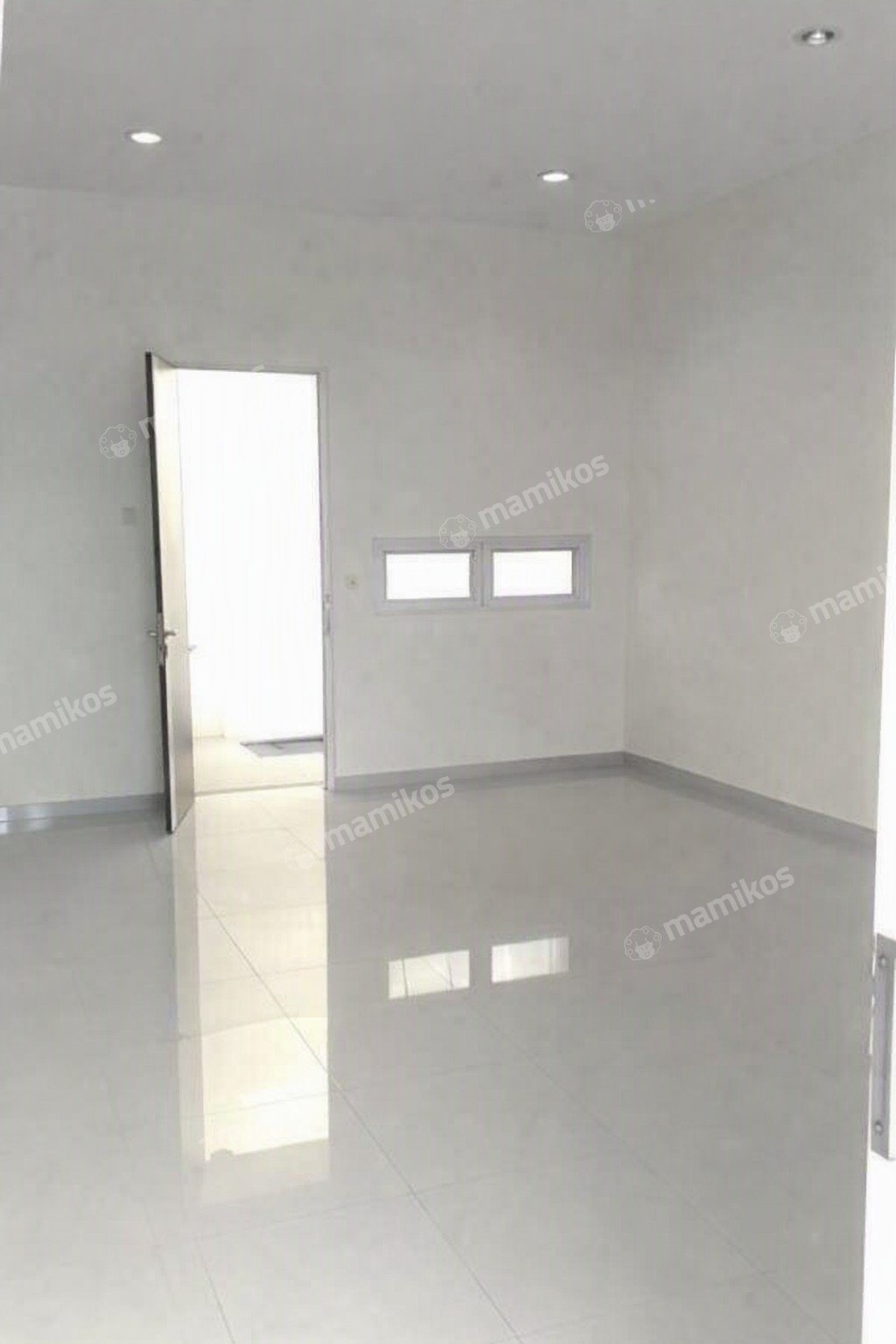 Rumah Sertifikat SHM 3 Kamar Tidur 3 Kamar Mandi Kelapa Gading Jakarta Utara - Photo 2