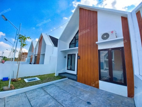 Rumah Sertifikat SHM 2 Kamar Tidur 1 Kamar Mandi Maguwoharjo Yogyakarta - Photo 3