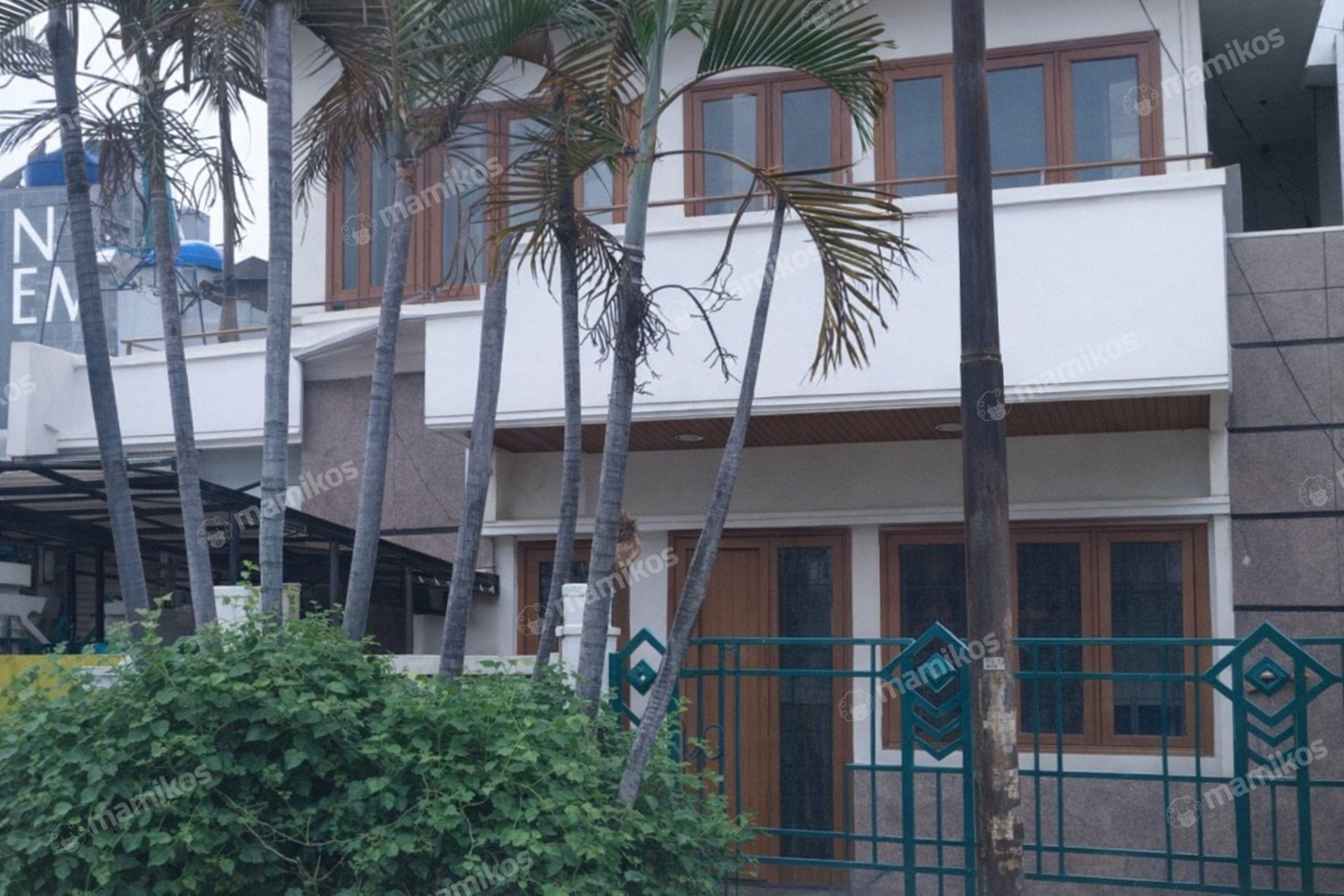 Rumah Sertifikat SHM 4 Kamar Tidur 3 Kamar Mandi Pulomas Jakarta Timur