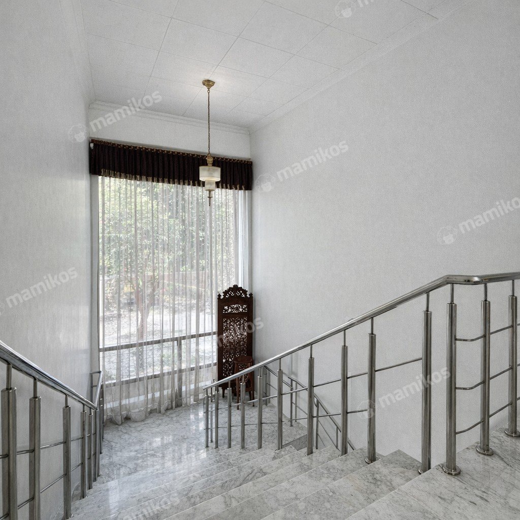Rumah Sertifikat SHM 5 Kamar Tidur 5 Kamar Mandi Pondok Indah Jakarta Selatan - Photo 4