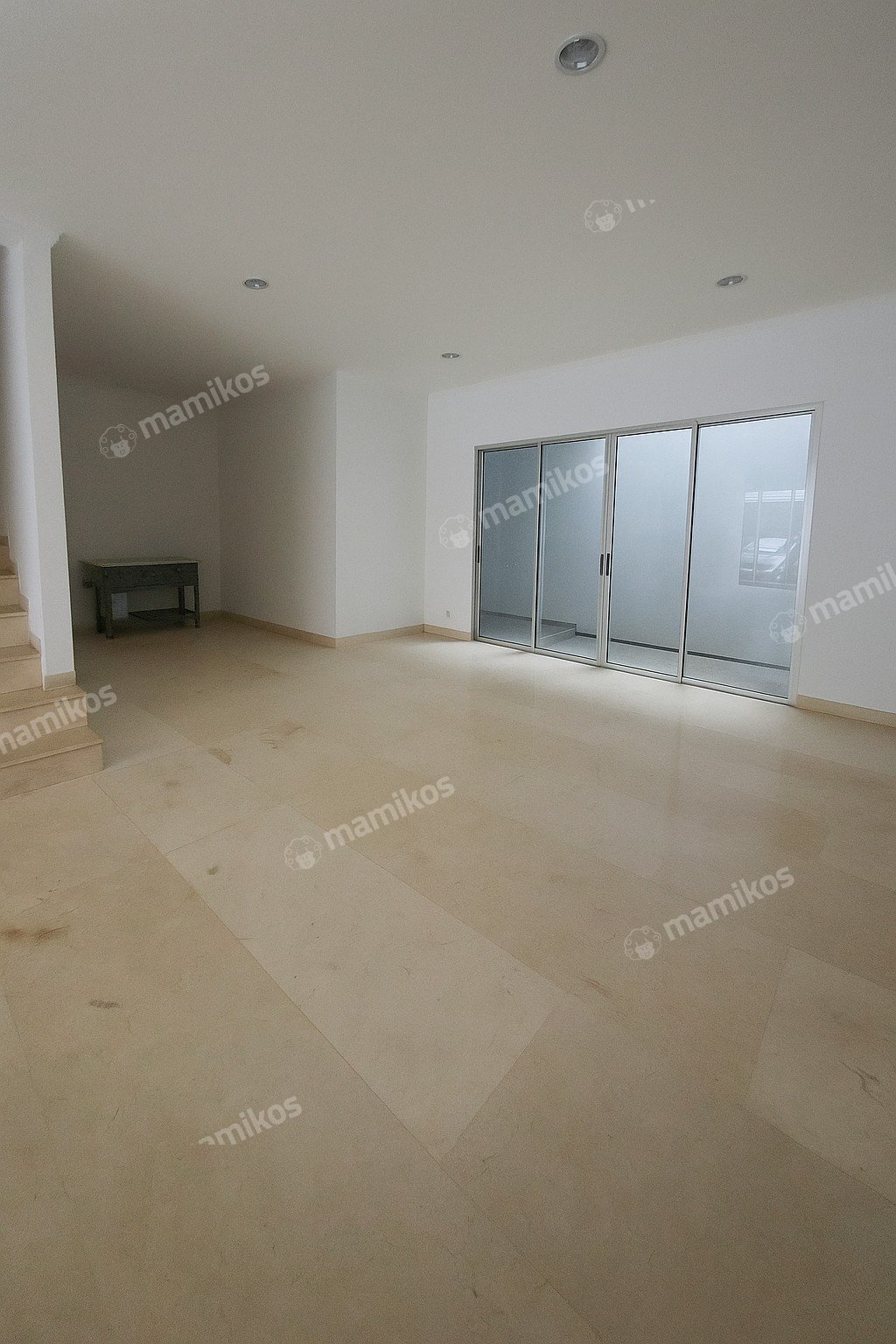 Rumah Sertifikat SHM 3 Kamar Tidur 3 Kamar Mandi Pantai Indah Kapuk Jakarta Utara - Photo 2