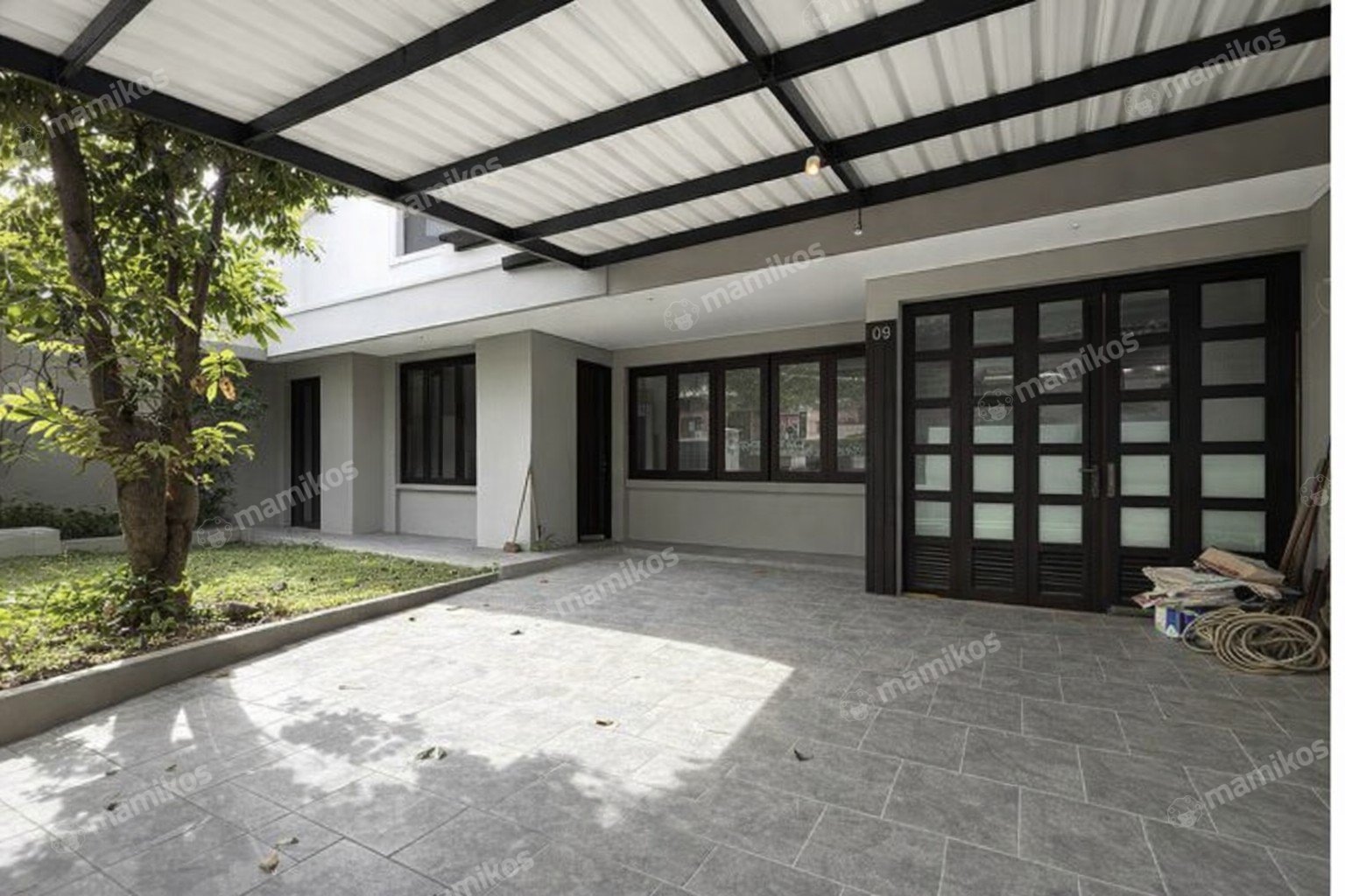 Rumah 4KT 3KM Sunrise Garden Jakarta Barat