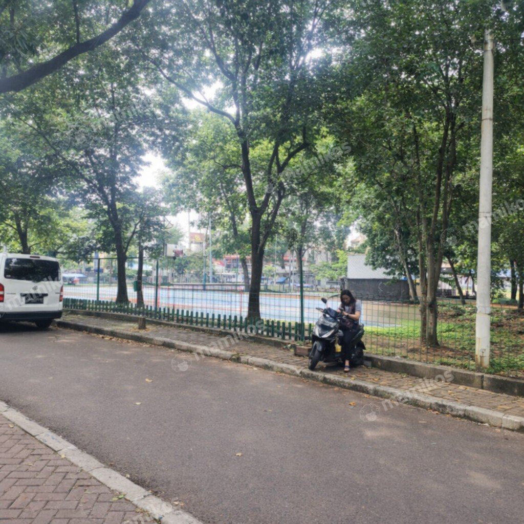 Rumah Sertifikat SHM 36 Kamar Tidur 35 Kamar Mandi Panglima Polim Jakarta Selatan - Photo 4