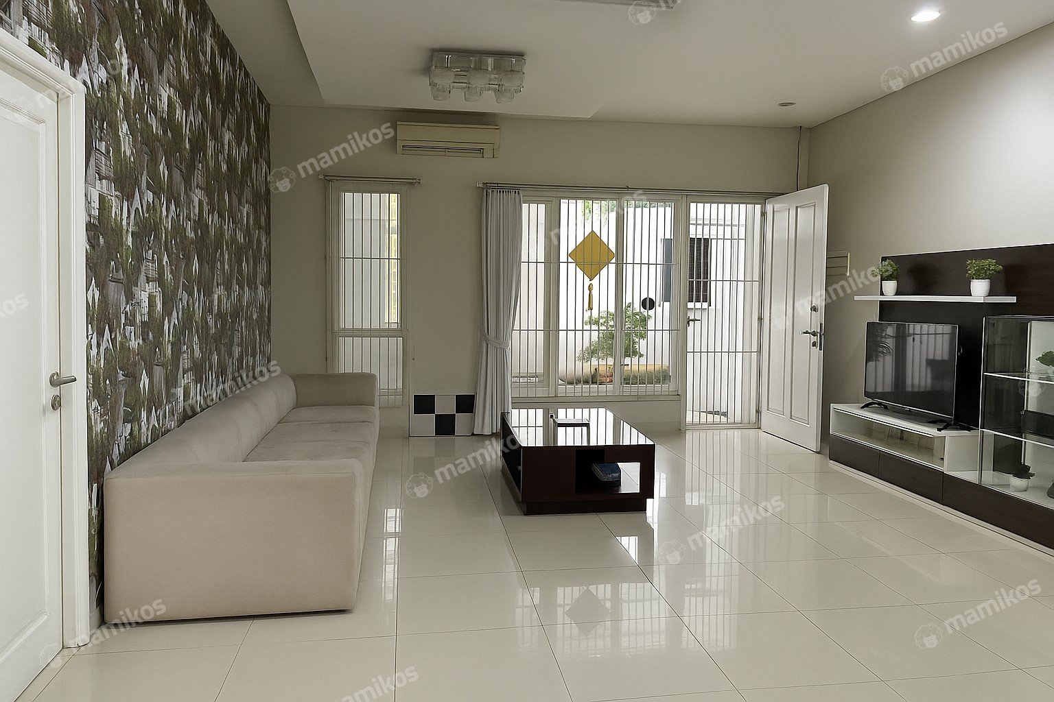 Rumah Sertifikat SHM 4 Kamar Tidur 3 Kamar Mandi Daan Mogot Jakarta Barat - Photo 2