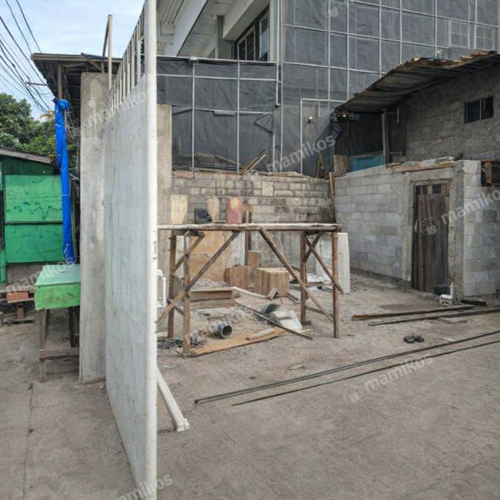 Rumah 5 Kamar Tidur 3 Kamar Mandi 1 Lantai Tambora Jakarta Barat - Photo 2