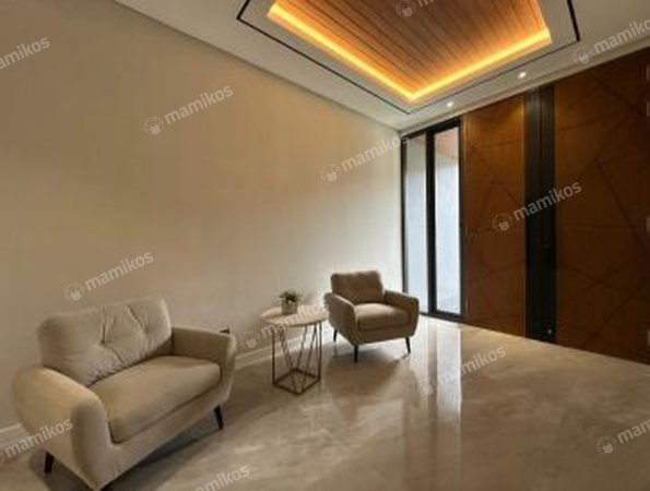 Rumah Sertifikat HGB 4 Kamar Tidur 4 Kamar Mandi Citraland Surabaya - Photo 3