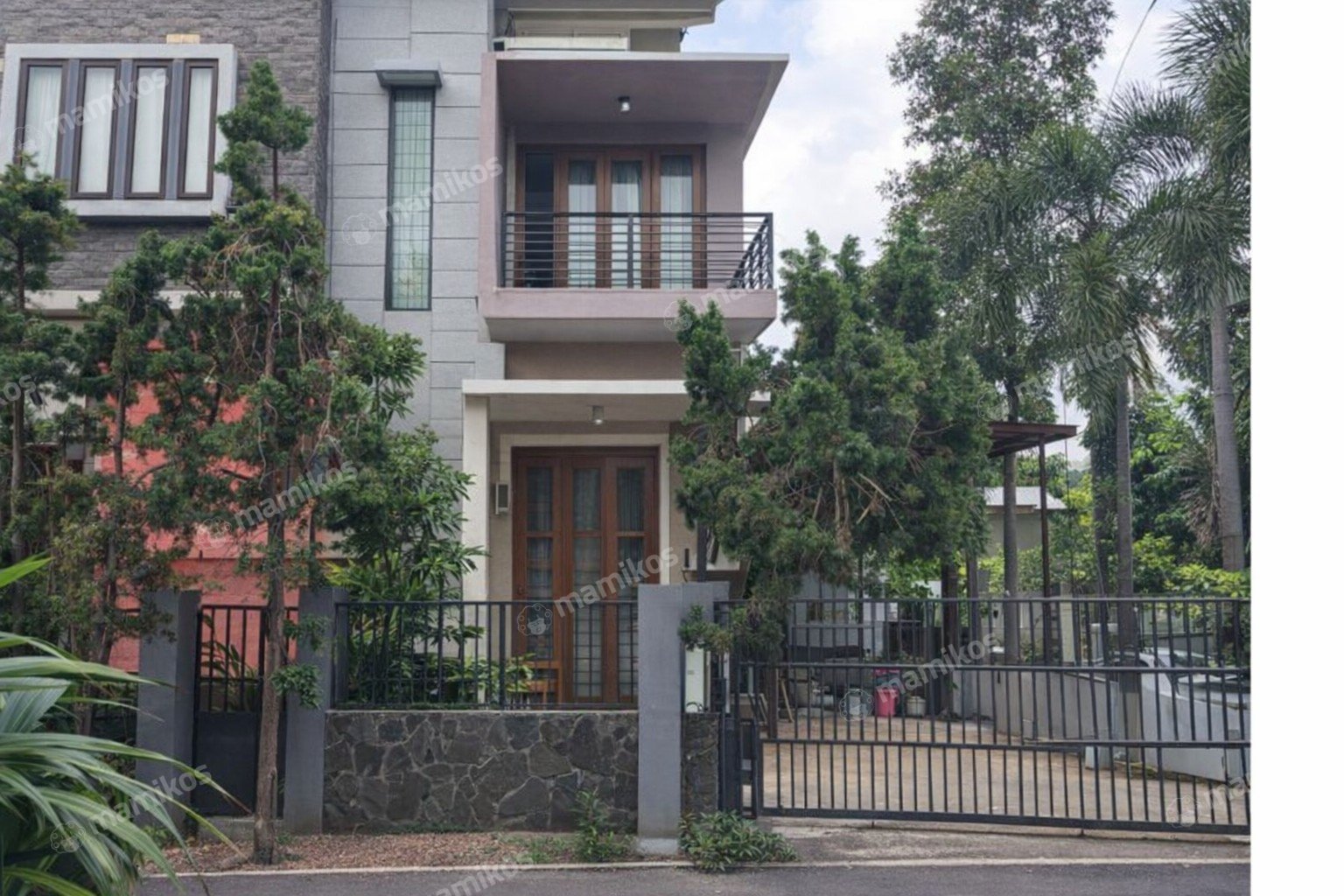 Rumah Sertifikat SHM 3 Kamar Tidur 3 Kamar Mandi Metland Menteng Jakarta Timur