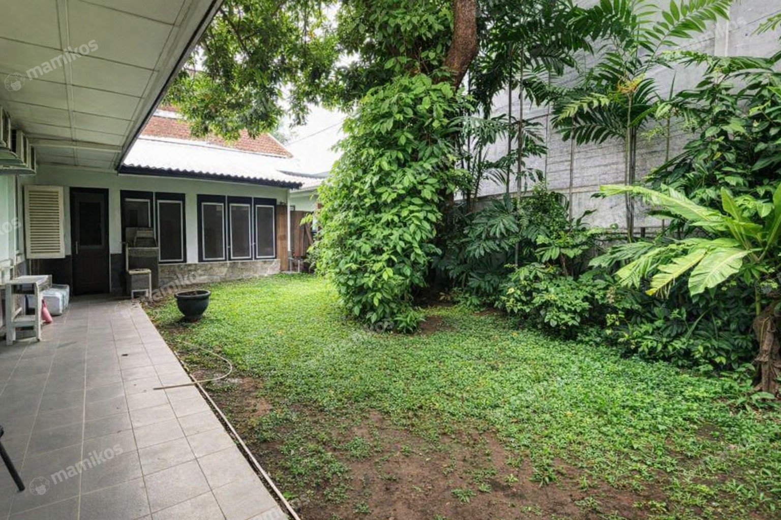 Rumah Sertifikat SHM 4 Kamar Tidur 3 Kamar Mandi Kebayoran Baru Jakarta Selatan